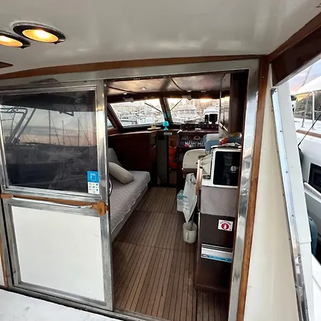 Pm Molo Trapezoidale Botel *