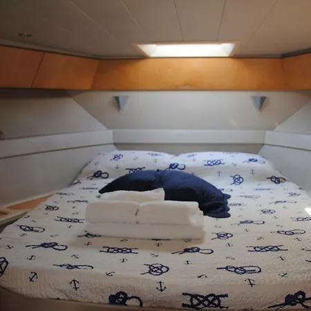 Botel Pm Molo Trapezoidale