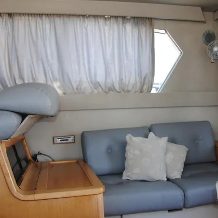 Botel Pm Molo Trapezoidale