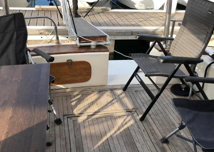 Botel Pm Molo Trapezoidale