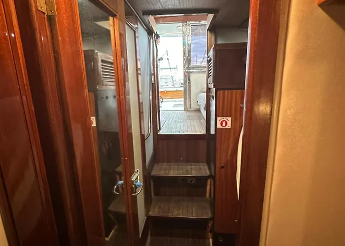 Botel Pm Molo Trapezoidale