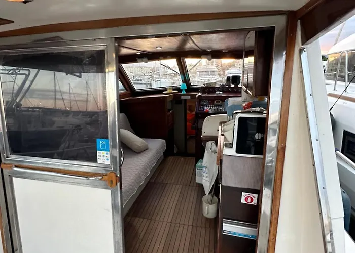 Pm Molo Trapezoidale Botel *